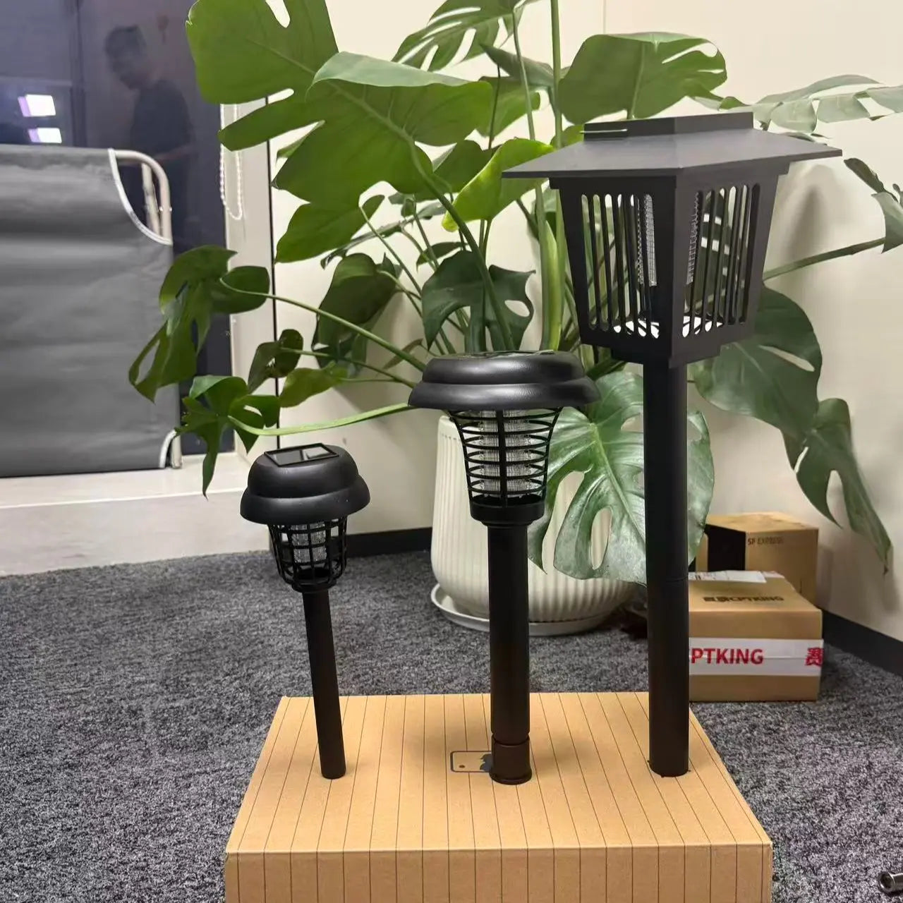 Solar Mosquito Zapper Light – Outdoor Garden Stake Lamp, UV Insect Killer, Solar Powered, Dual Mode (Mosquito Control + Pathway Lighting), Weather Resistant, Easy Setup, Small & Large round + Square Options
